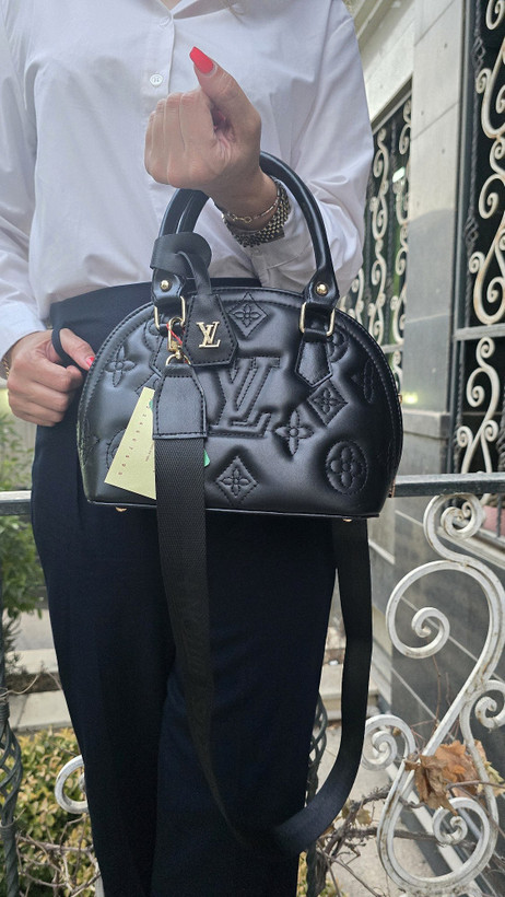 کیف زنانه وارداتی مدل ال وی ،کیف زنانه های کپی کد 1535B